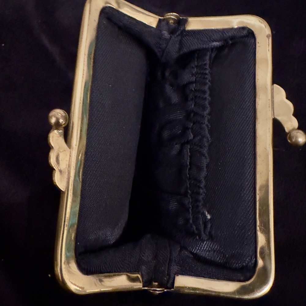 Vintage 1950’s Petit Point Change Purse. - Picture 2 of 3